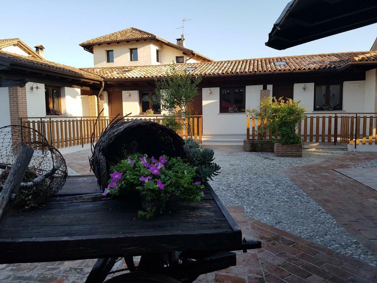 Al Fienile Hotel Orzano Exterior photo